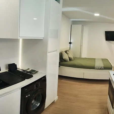 Apartment Kubik B&w, Canteras And Restaurants *